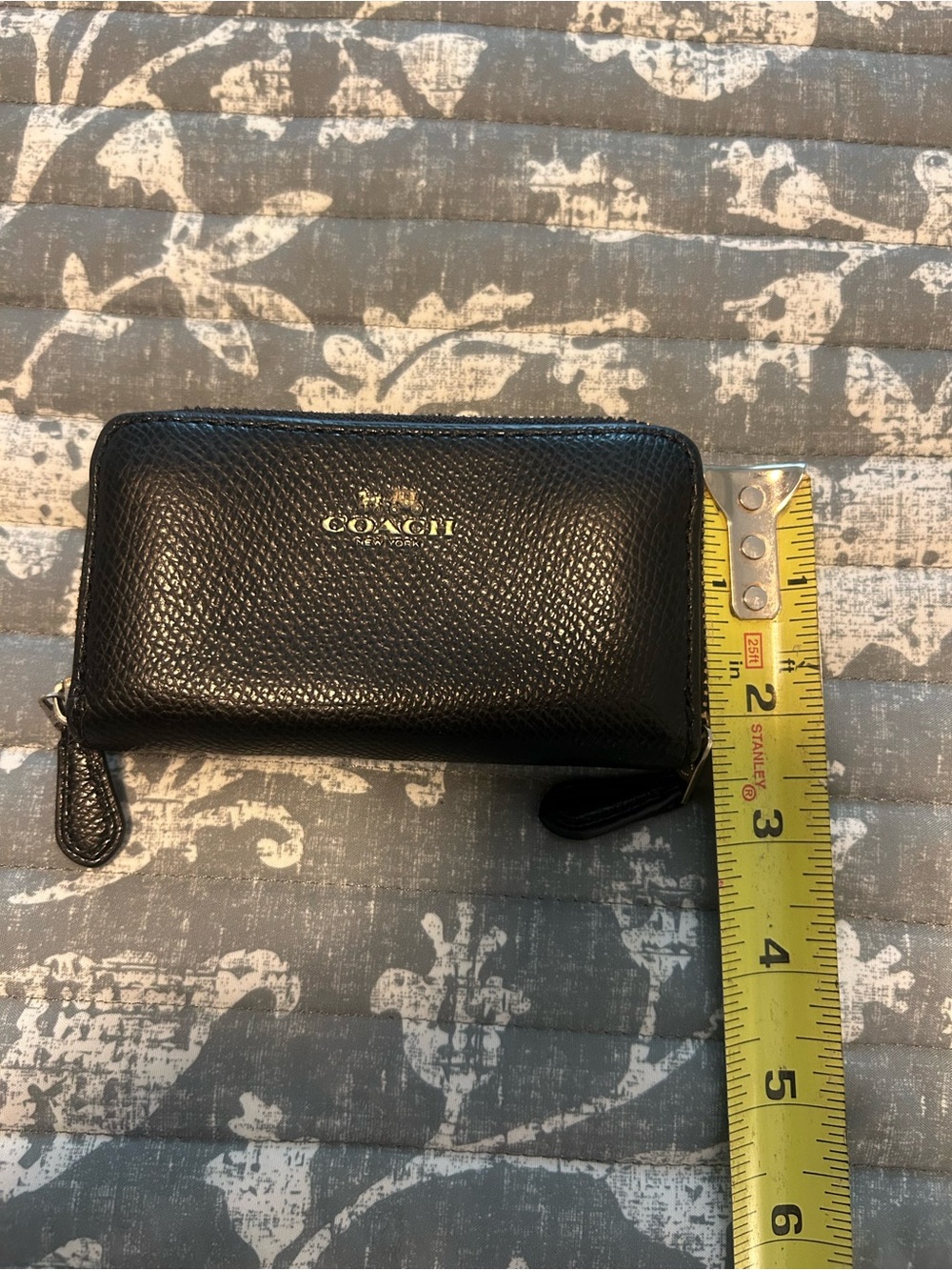 Coach Black Pebbled Leather Zip-Around Wallet with Gold Logo - Picture 4 of 8